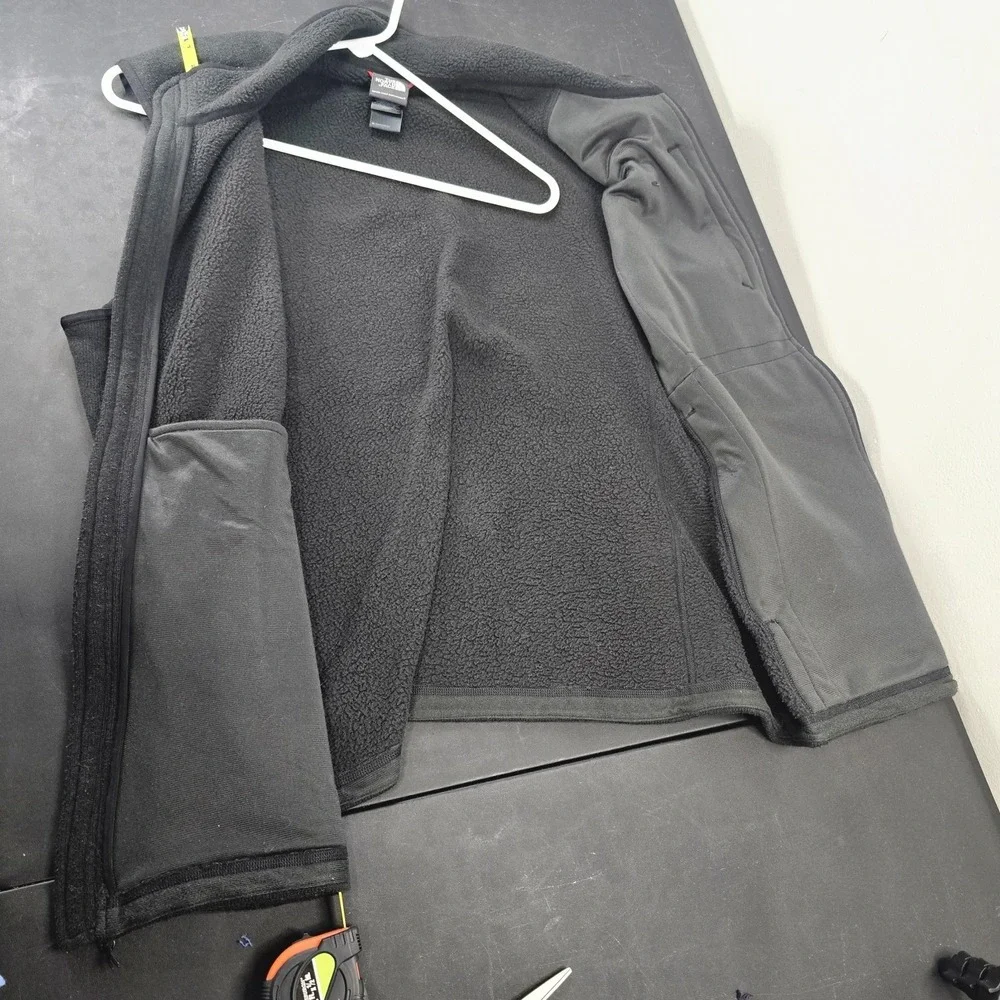 The North Face Men's XL Black Fleece Vest Fall A7R3 Full Zip Outdoor Hiking